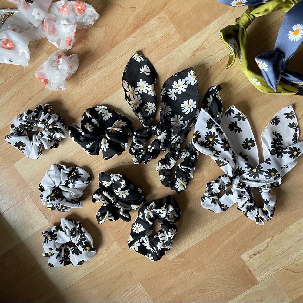 Super cute Accessories LOT - bulk package